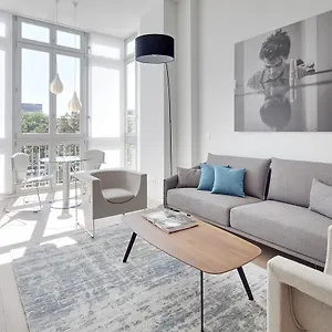Moon River By Feelfree Apartamento